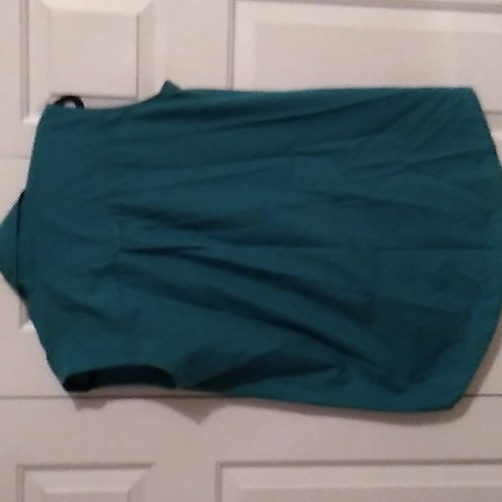 Simply Basic top - Picture 3 of 3